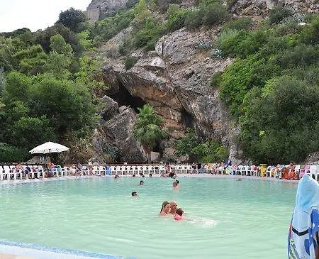 Semesterbostad Montalto *